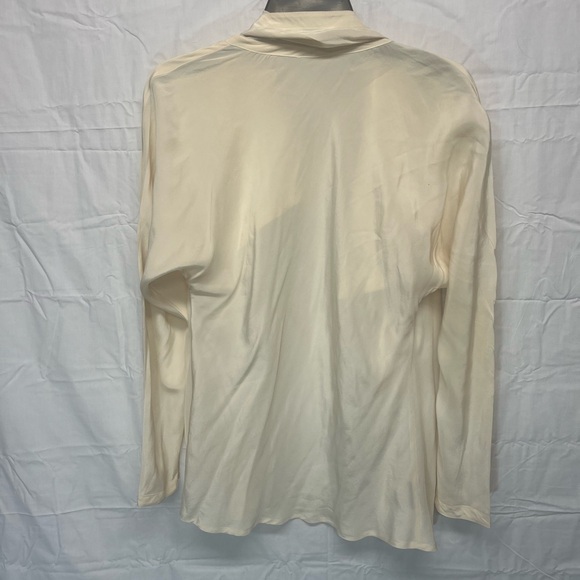 VINTAGE Ladies Silk Blouse by Gianni Versace Italy - Picture 2 of 9